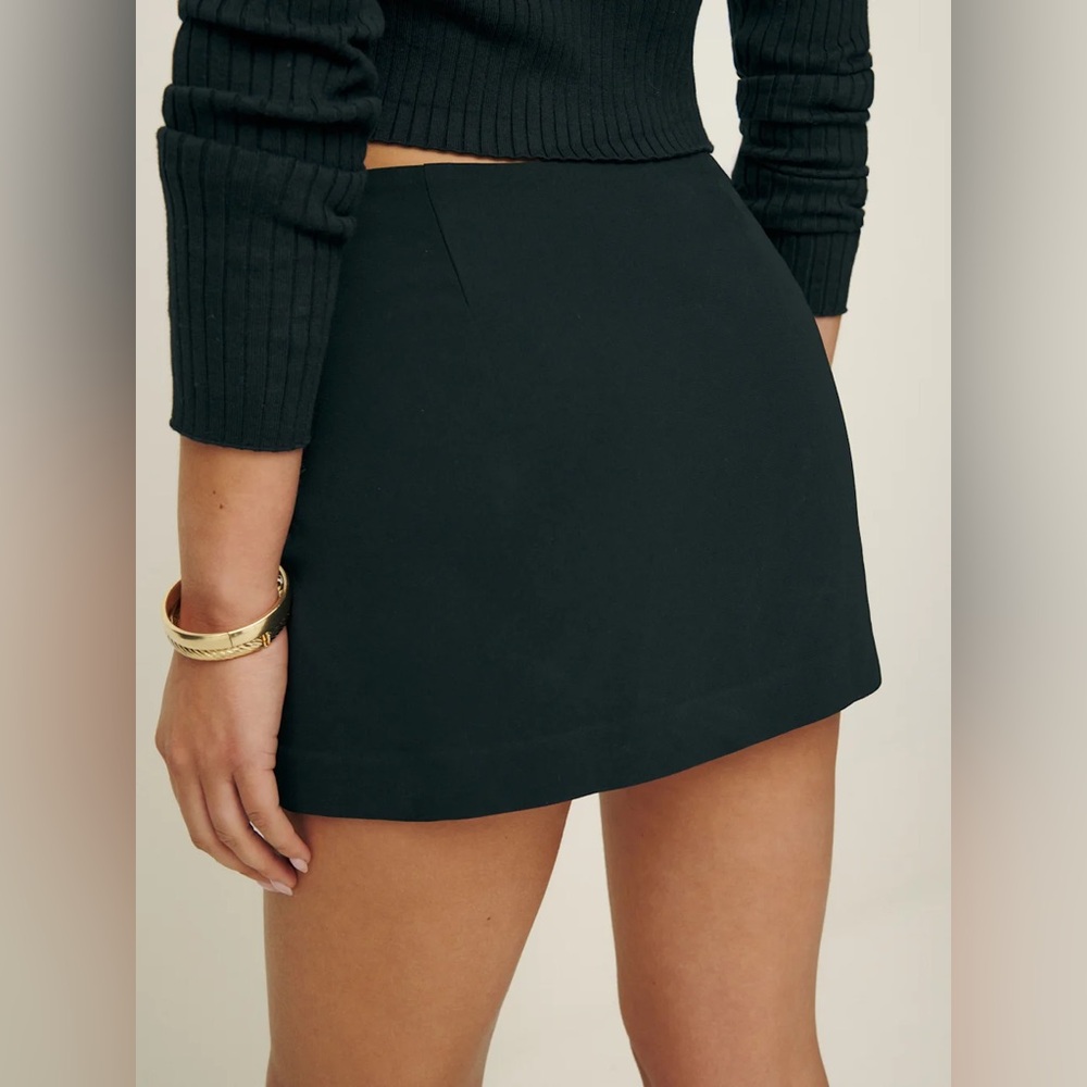 Reformation Carla Low Waist Mini Skirt, Black, Size 10 - Picture 2 of 10